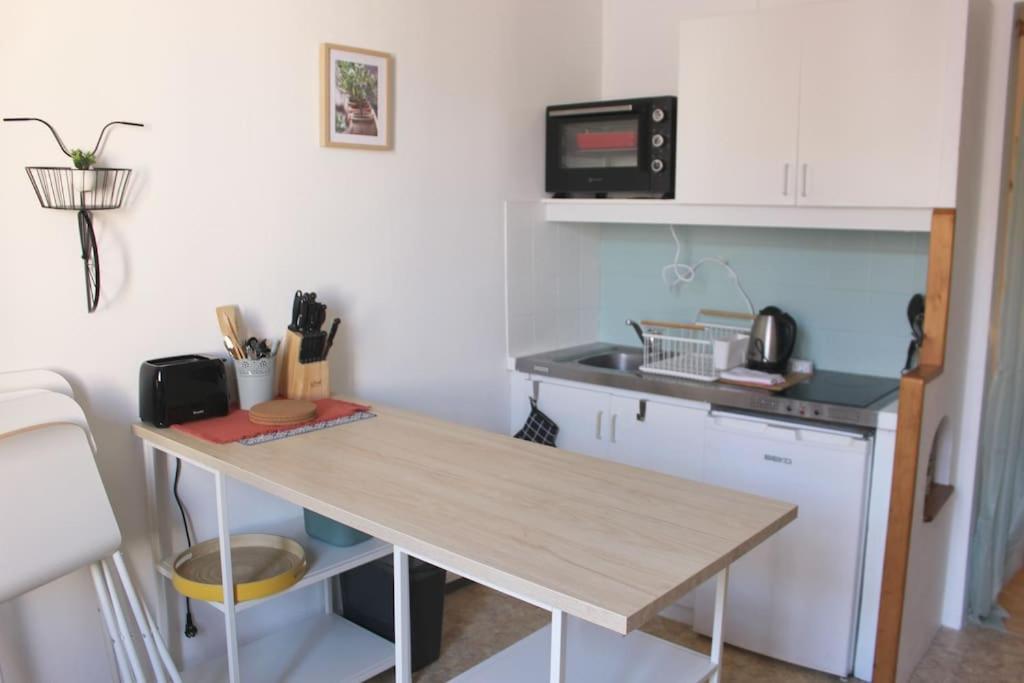 Appartement Cosy Et Calme - Centre Historique Montpellier Exterior foto